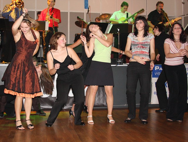 img00027.jpg
