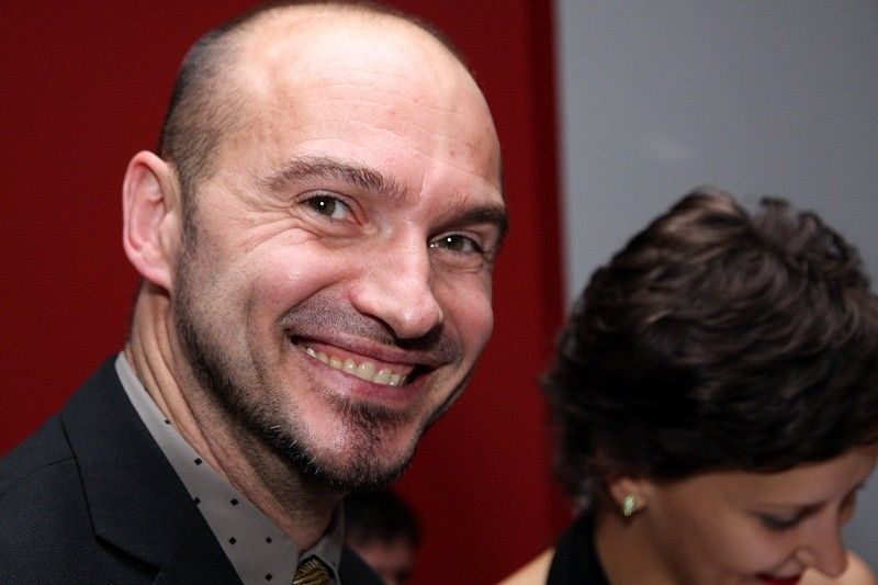 16554118_5.jpg